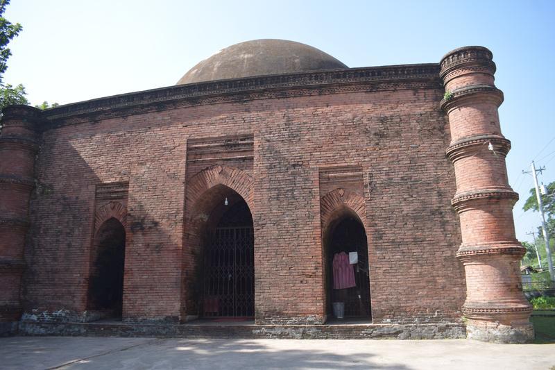 One Dome Singair Mosque photo
